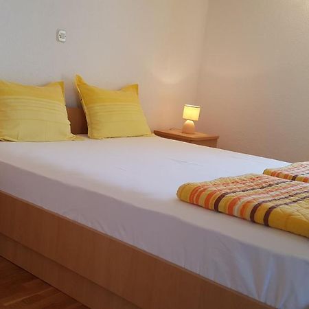 Apartments Edita Makarska Bagian luar foto