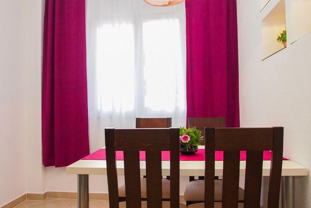 Apartments Edita Makarska Bagian luar foto