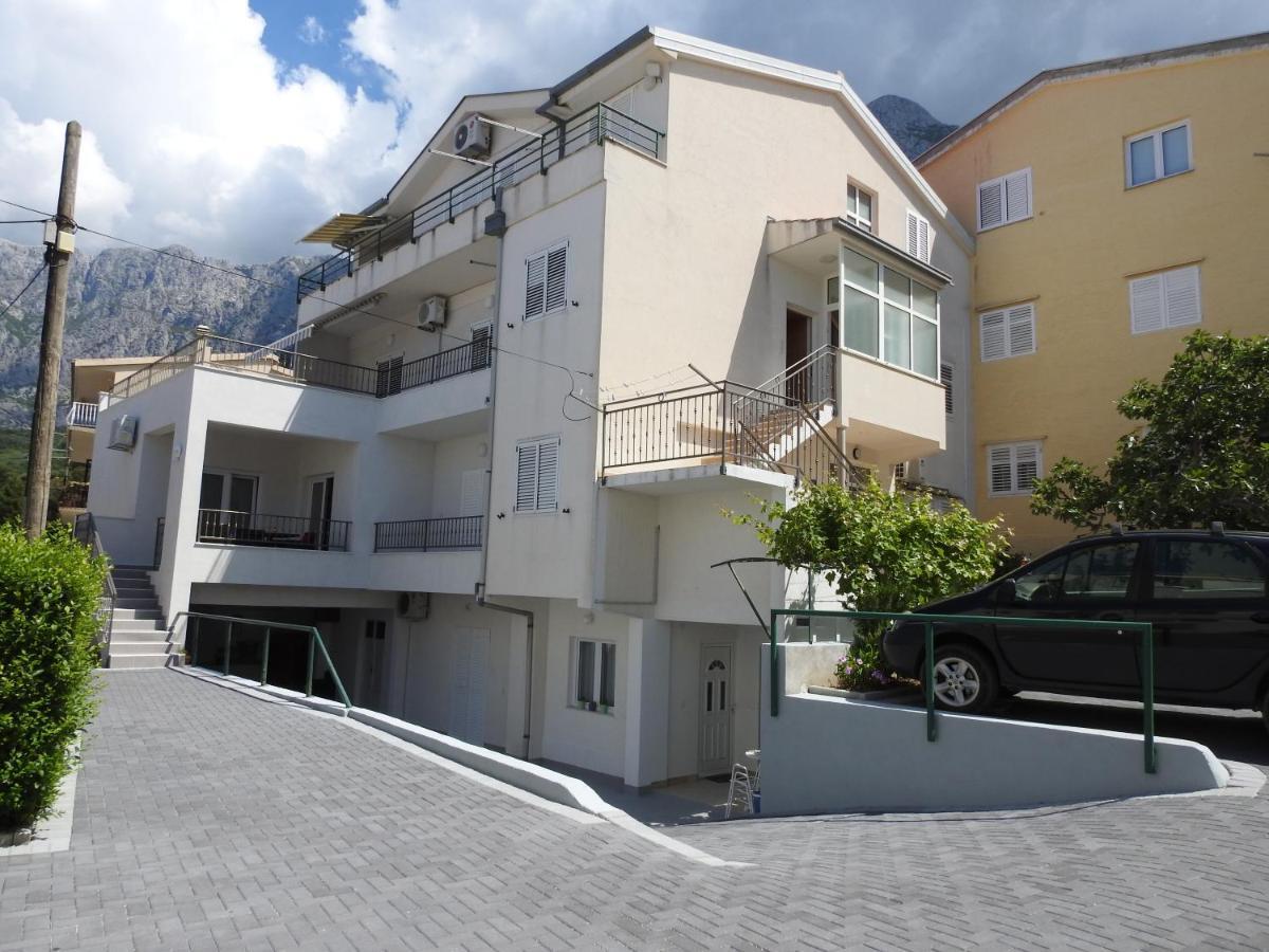 Apartments Edita Makarska Bagian luar foto
